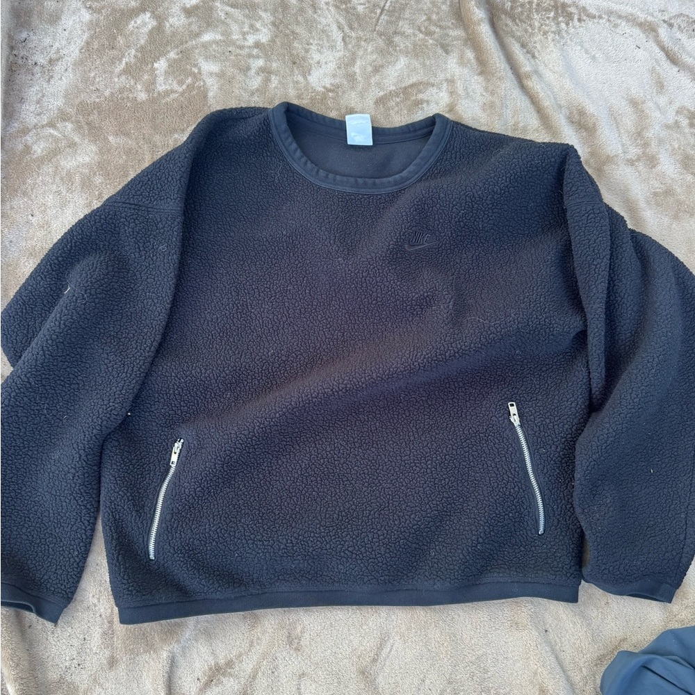 Nike Men's Black Crewneck Sweater